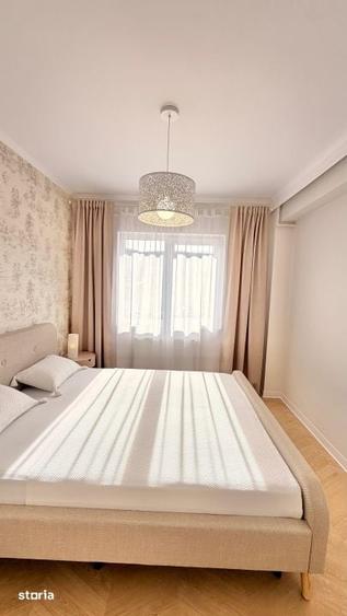 Apartament cu 3 camere semidecomandat în Florești