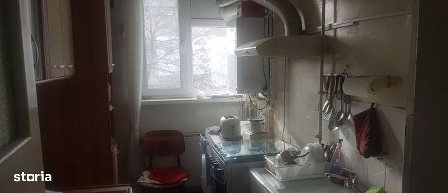 Apartament cu 2 camere decomandat, mobilat în Central — fotografia 3
