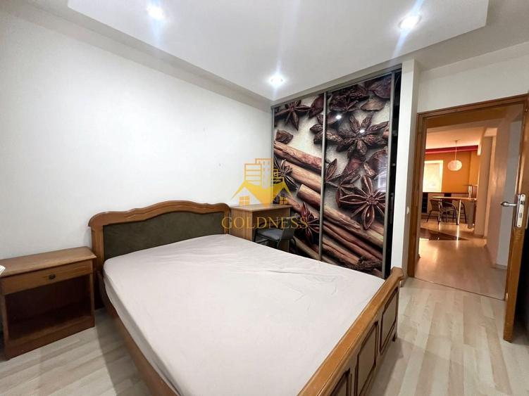 Apartament cu 3 camere semidecomandat, mobilat în Plopilor