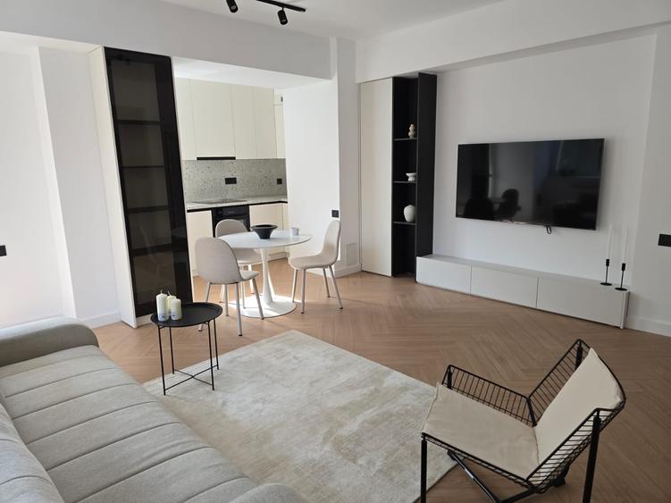 Apartament cu 2 camere semidecomandat în Cotroceni