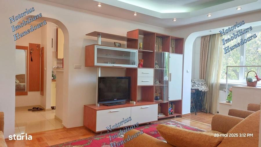 Apartament cu 2 camere semidecomandat în Central