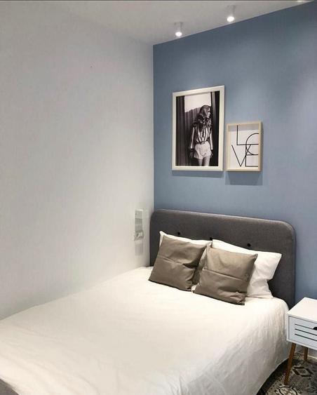 Apartament cu 5 camere nedecomandat în P-ța Universității