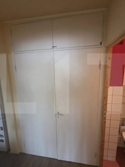 Apartament cu 2 camere semidecomandat, mobilat în Semicentral