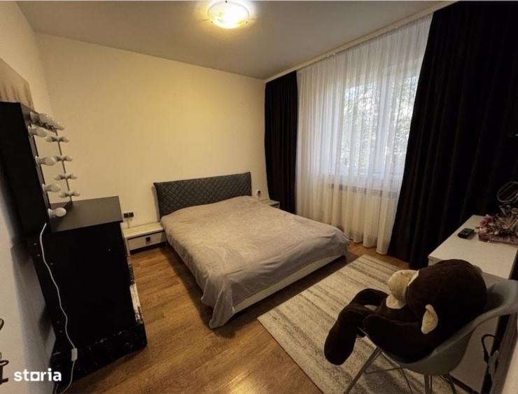 Vand apartament 2 camere , etaj 1 - 3