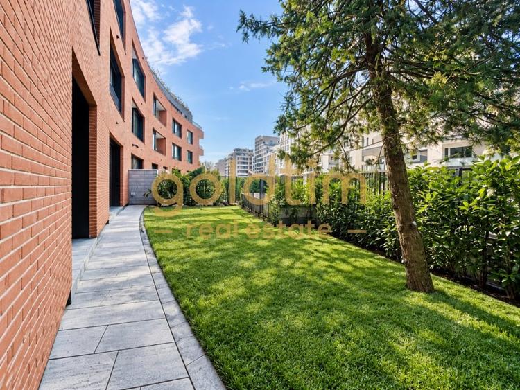 Apartament cu 3 camere decomandat, mobilat în Iancu Nicolae