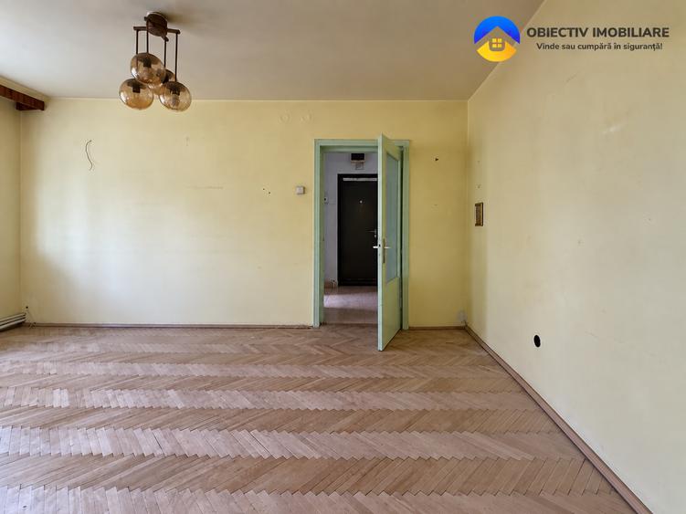 Apartament cu 2 camere semidecomandat în Central