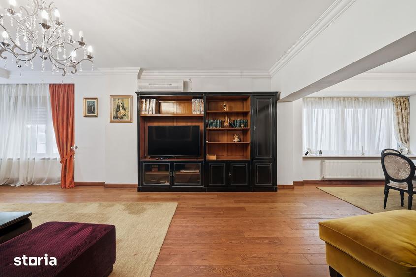 Apartament cu 3 camere în Primăverii