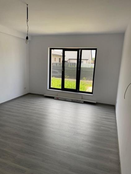 Casă cu 3 camere în Hemeiuș