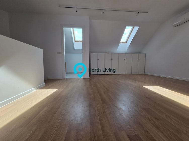 Duplex cu 5 camere cu Canalizare în Nord-Vest
