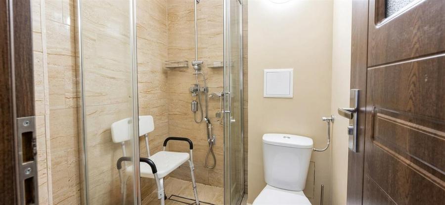 Apartament cu 3 camere decomandat în Decebal