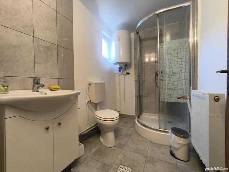 Casă cu 5 camere cu Teren 1560 Mp în Crasna