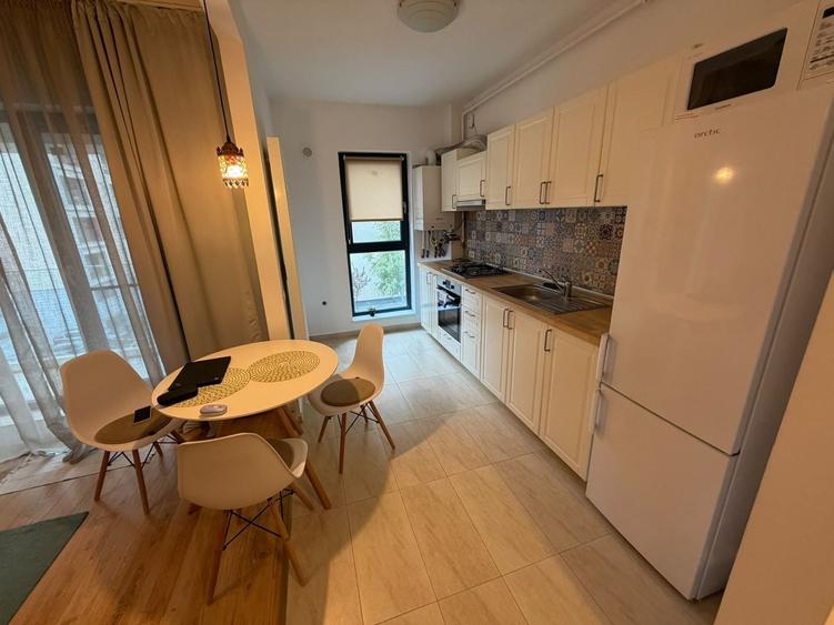 Apartament cu 2 camere decomandat, mobilat în Lujerului