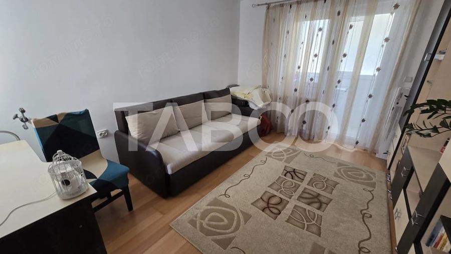 Apartament de vanzare 62 mp 3 camere decomandate parcare Selimbar - 2