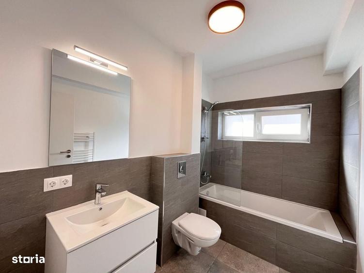 Apartament cu 4 camere în Cristian