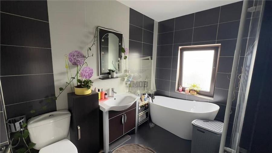 Duplex cu 4 camere cu Teren 248 Mp în Șelimbăr