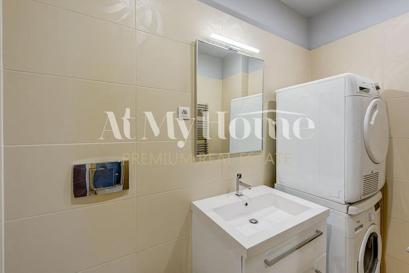 Penthouse cu 3 camere decomandat, mobilat în Iancu Nicolae