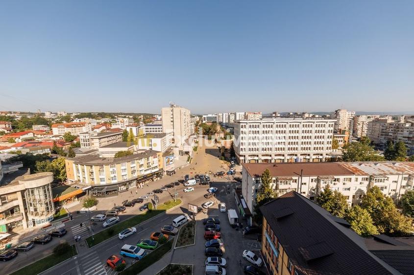 Apartament cu 2 camere decomandat în Ultracentral