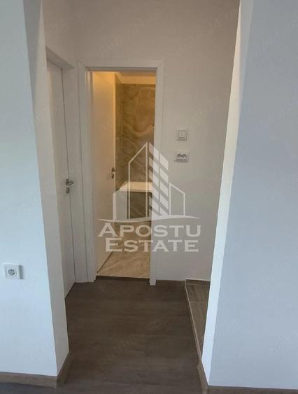 Apartament cu 2 camere semidecomandat în Girocului