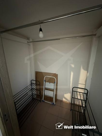 Apartament cu 3 camere decomandat, mobilat în Central