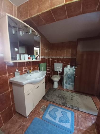 Casă individuală cu 3 camere cu Canalizare în Ovidiu