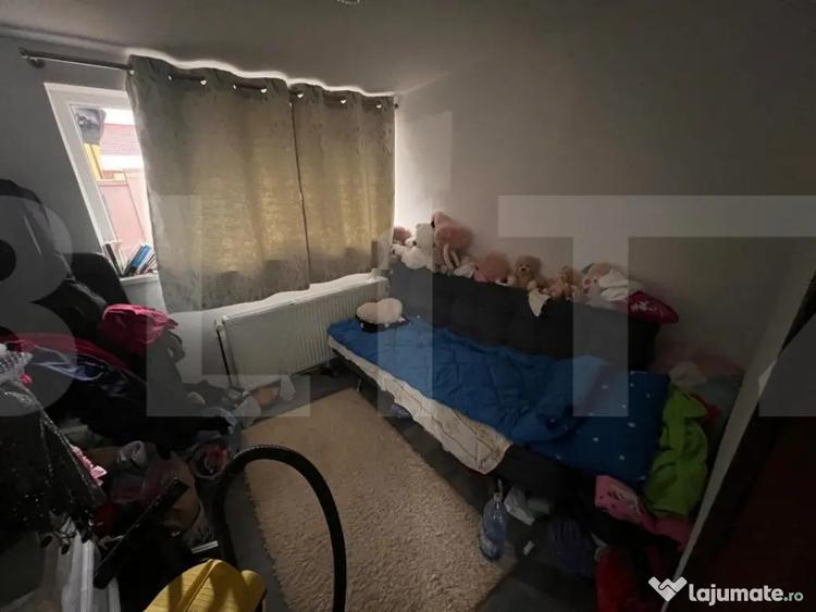 Apartament cu 3 camere semidecomandat în Iosefin