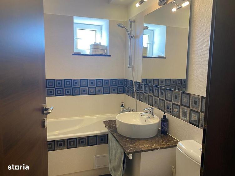 Apartament cu 3 camere decomandat în Ultracentral
