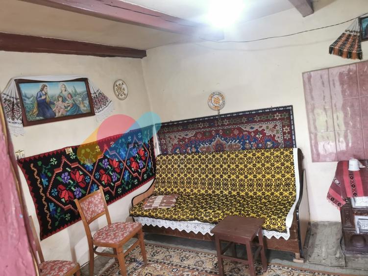 Casă individuală cu 3 camere cu Teren 8000 Mp în Mociu