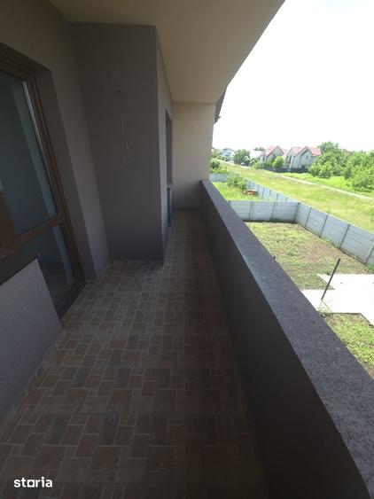 Casă cu 4 camere cu Teren 300 Mp în Domnești