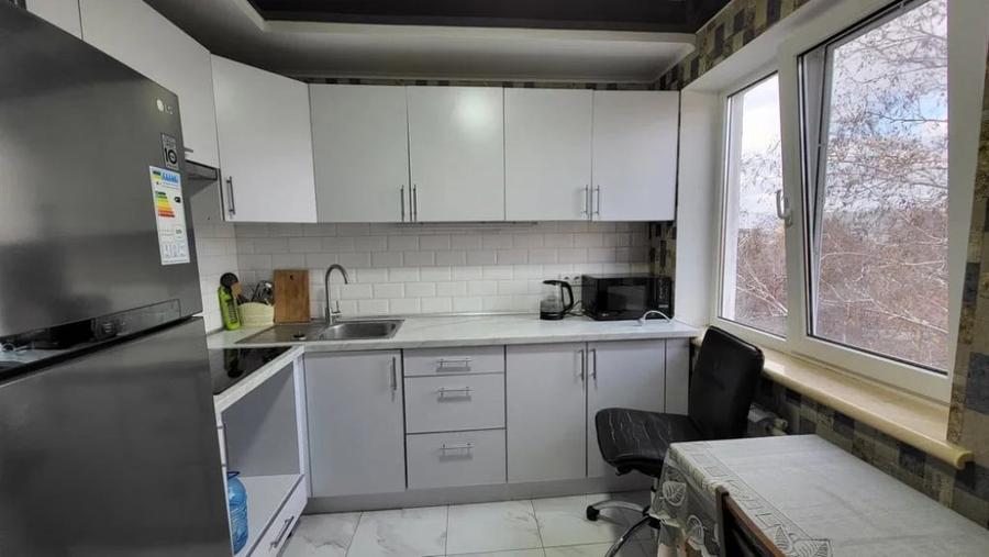 Apartament cu 2 camere decomandat în Mihai Bravu