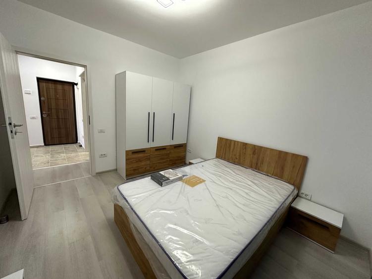 Apartament cu 2 camere decomandat în Berceni