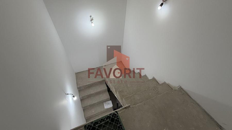Duplex cu 5 camere cu Canalizare în Moșnița Nouă