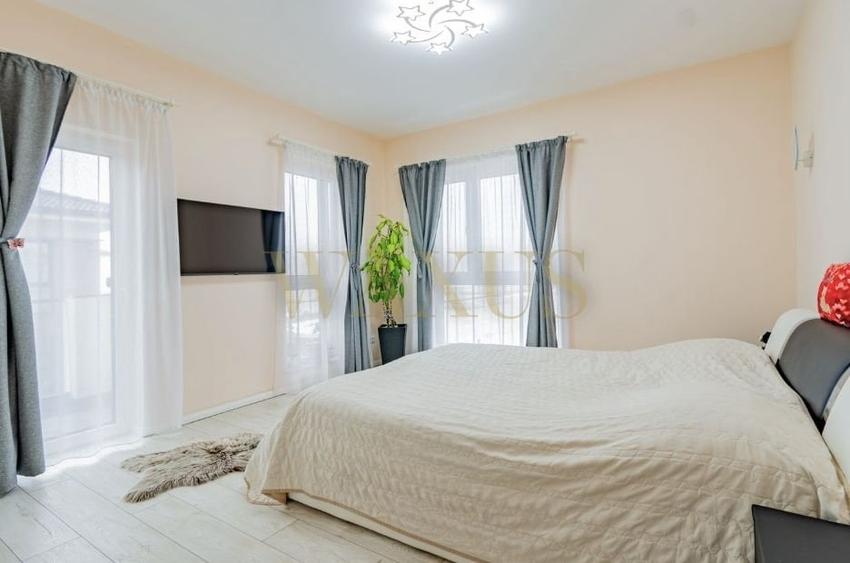 Duplex cu 4 camere cu Canalizare în Florești