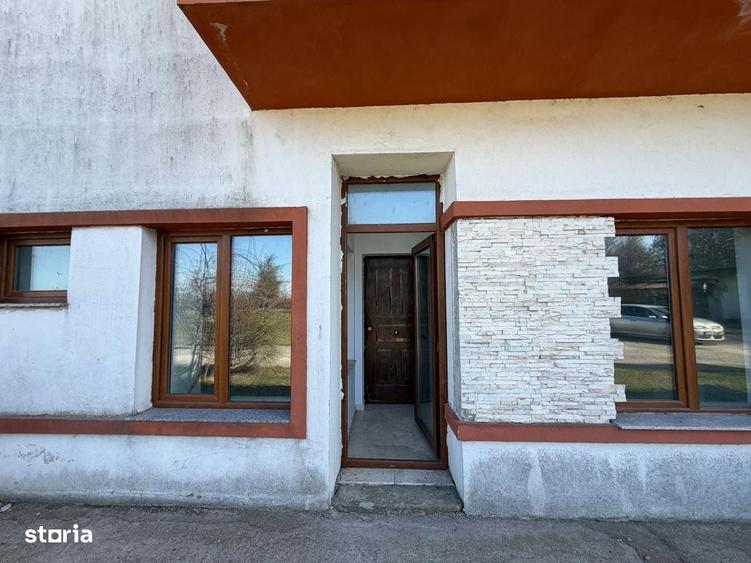 Apartament cu 4 camere în Mihail Kogălniceanu