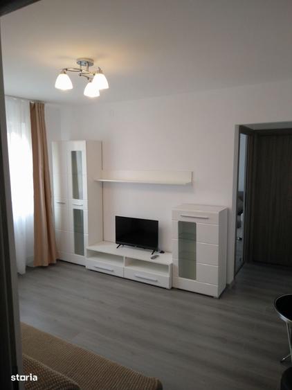 Apartament cu 3 camere în Hipodrom 1