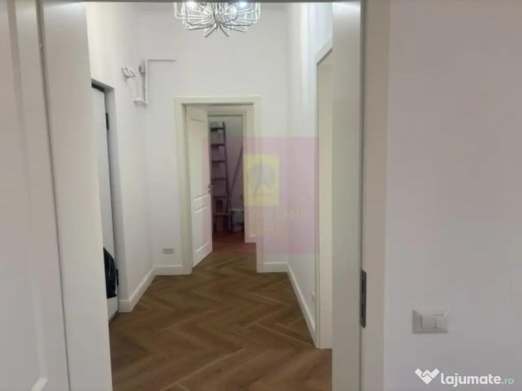 Apartament cu 2 camere decomandat în Drumul Sării