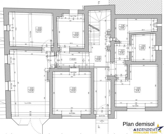 Vila cu potential, 2 garaje, teren 1.080 mp, strada Marasest - 5