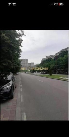 Apartament cu 3 camere decomandat, mobilat în P-ța Unirii