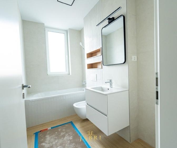 Apartament cu 2 camere decomandat în Aradului