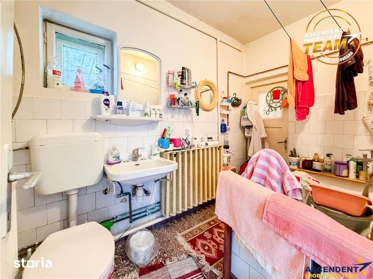 Casă cu 2 camere cu Teren 709 Mp în Central