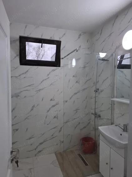 Apartament cu 2 camere semidecomandat în Bârlad