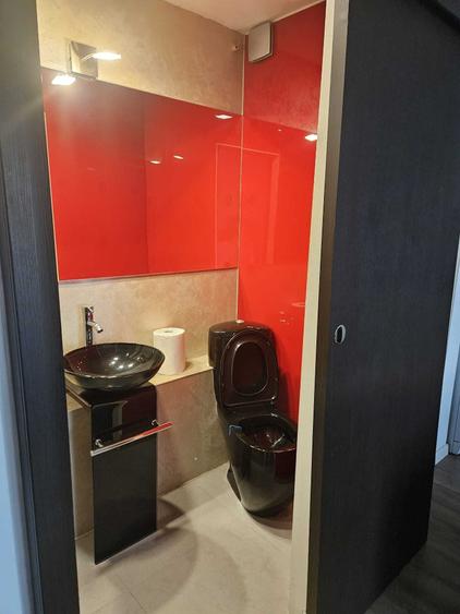 Apartament cu 3 camere semidecomandat în Drumul Taberei