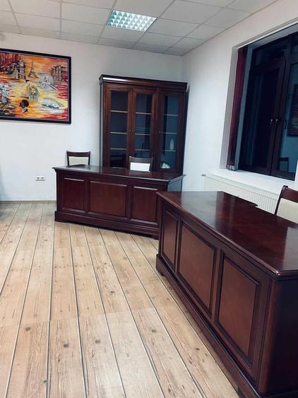 Spațiu comercial, de 40 mp, în Central
