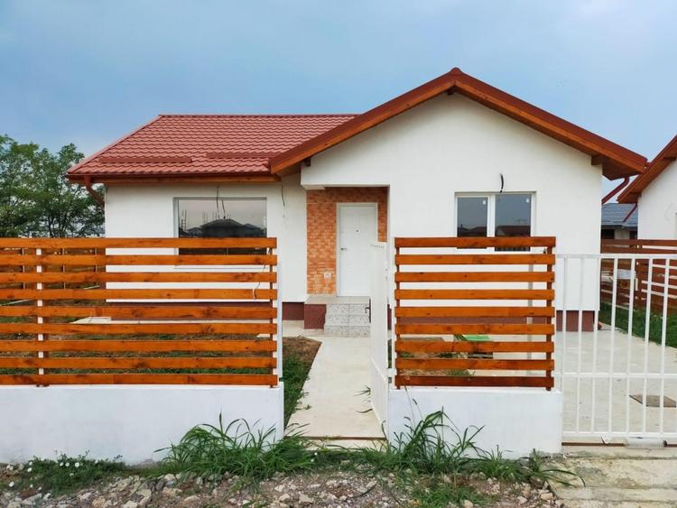 Casă individuală cu 3 camere cu Teren 409 Mp în Berceni