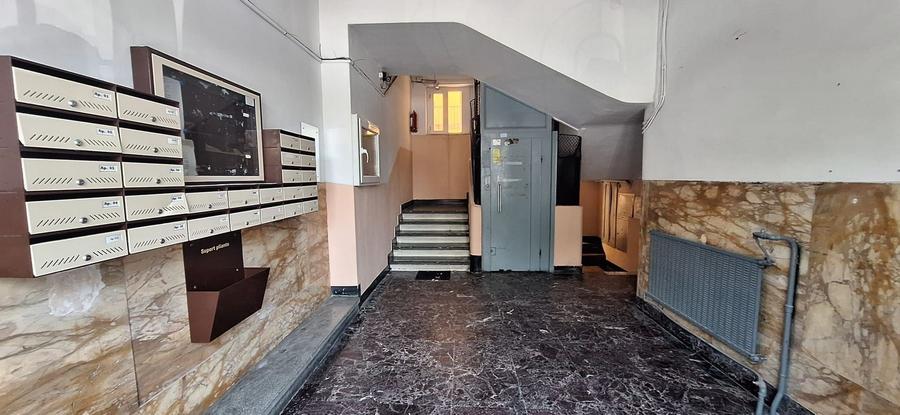 Apartament cu 2 camere decomandat în P-ța Amzei