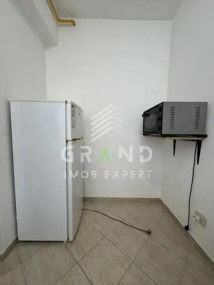 Ap 2 camere | BALCON | PARCARE | SemicentralZona Traian - 12