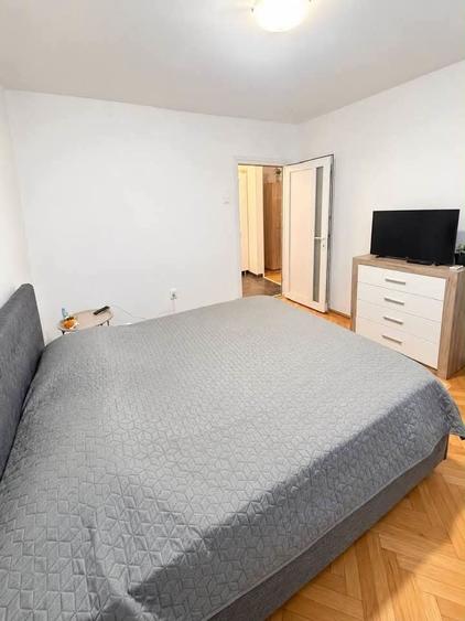 Apartament cu 2 camere semidecomandat în City Park Mall
