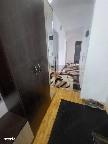 Apartament cu 3 camere decomandat în Unirii