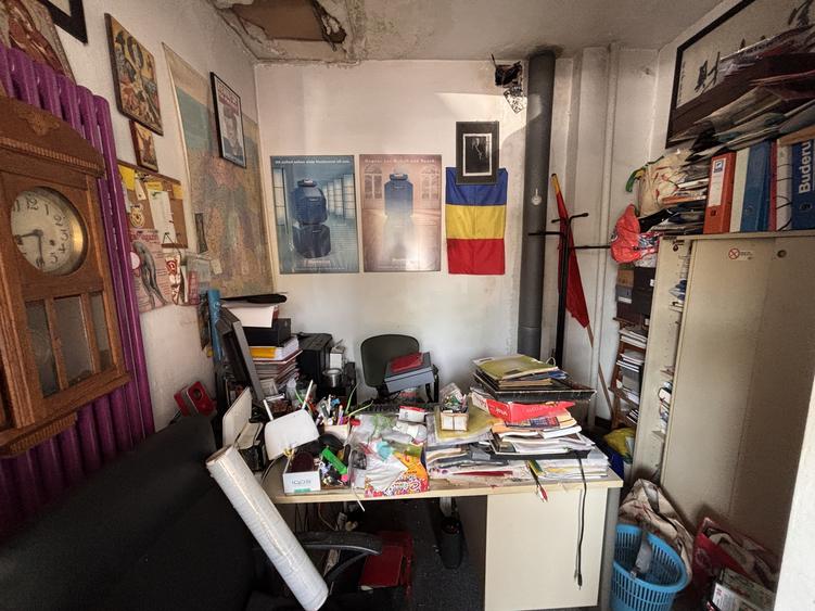 Spațiu comercial, de 9.6000003814697 mp, în Sala Palatului