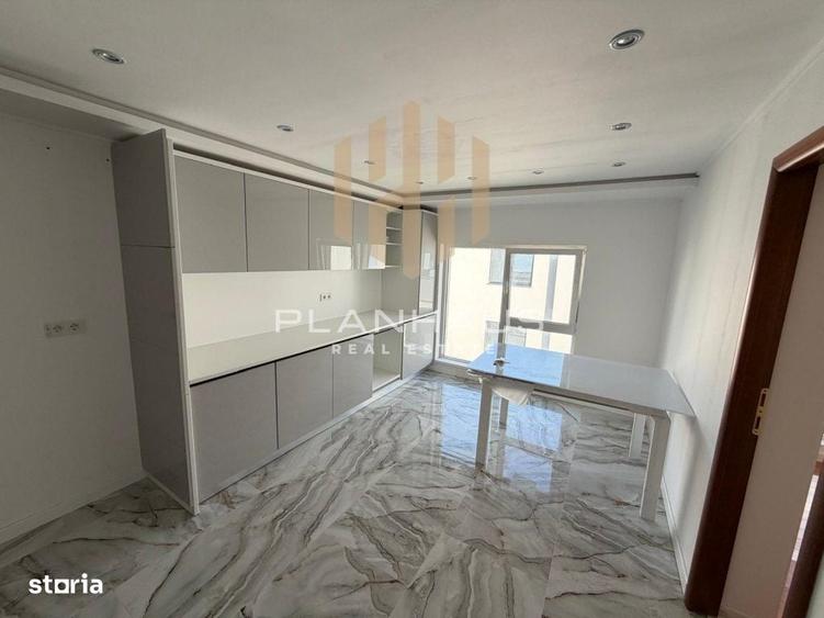 Apartament cu 4 camere în Central