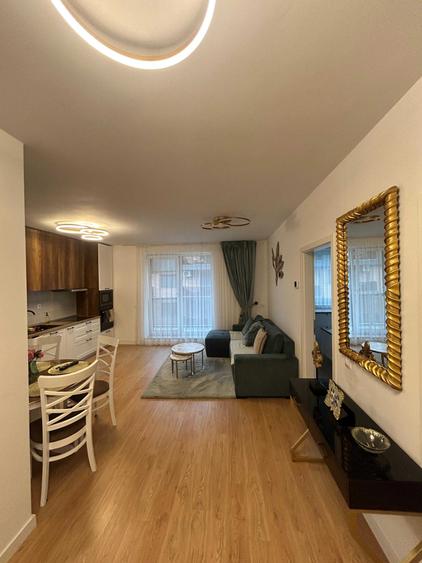 Apartament cu 2 camere semidecomandat în Chinteni
